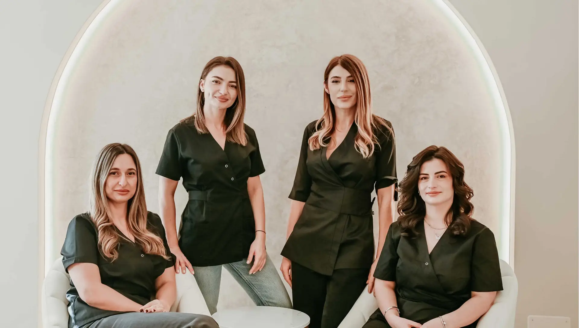 Echipa Zeia Beauty Iași - specialiști în frumusețe și relaxare